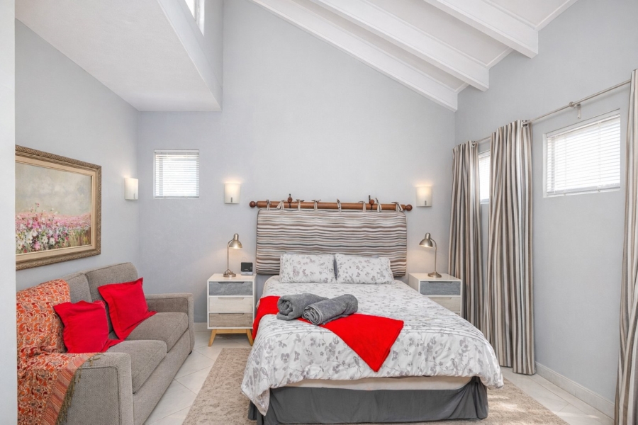 7 Bedroom Property for Sale in Melodie North West